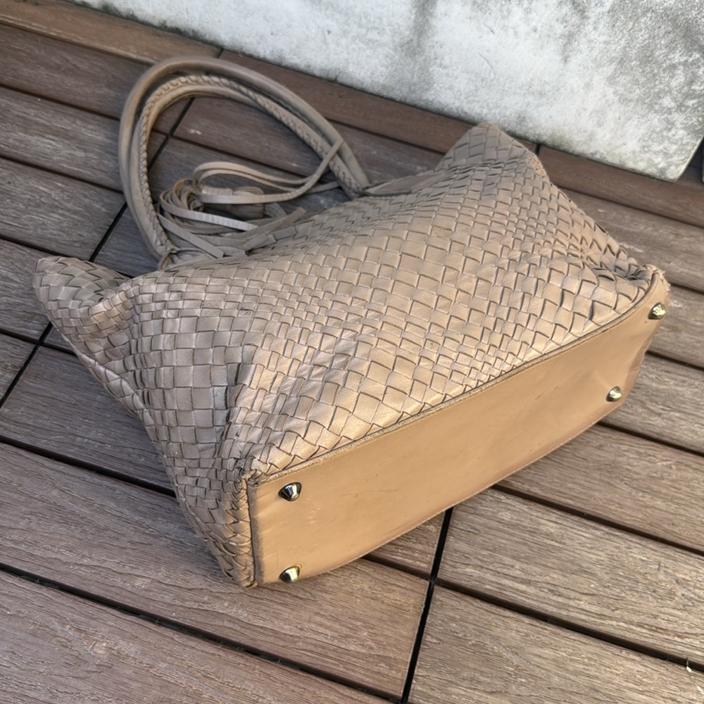 Setefano Bravo Woven Tan Tote Bag - Picture 3 of 10